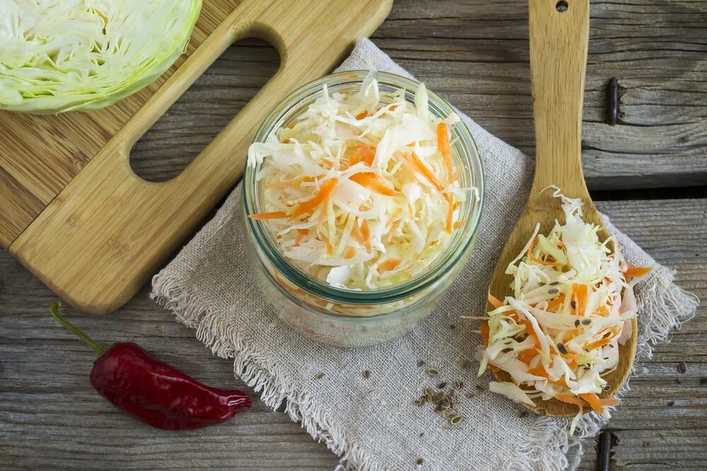 Почему горчит квашеная. Sauerkraut – квашеная капуста.. Капустабелокачанная Квашенка. Квашеная капуста Грин. . Шома капуста (квашеная капуста).