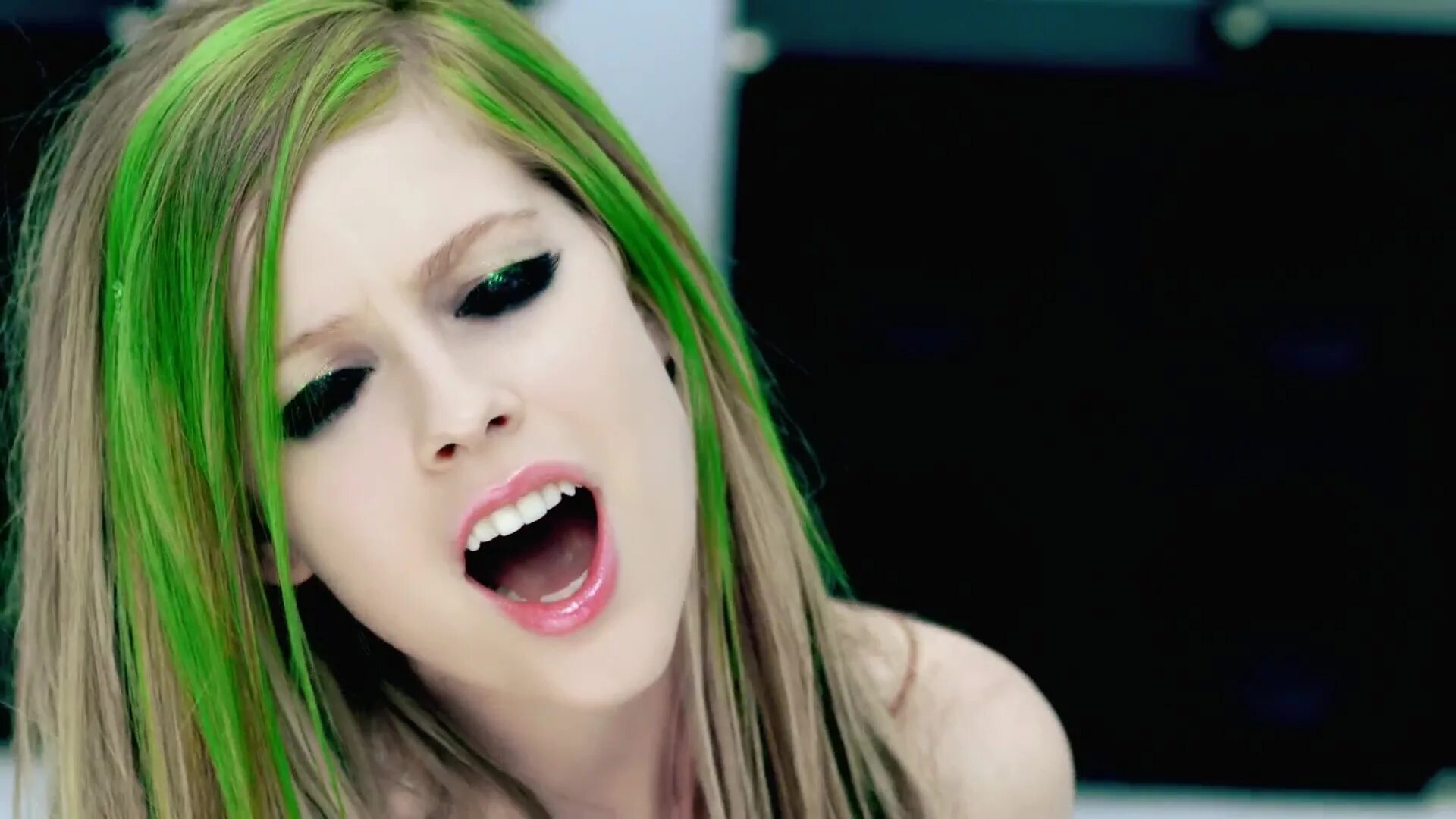 аврил лавин улыбается. аврил лавин smile. Avril lavigne улыбка. аврил лавин 2007. Avril lavigne фото.