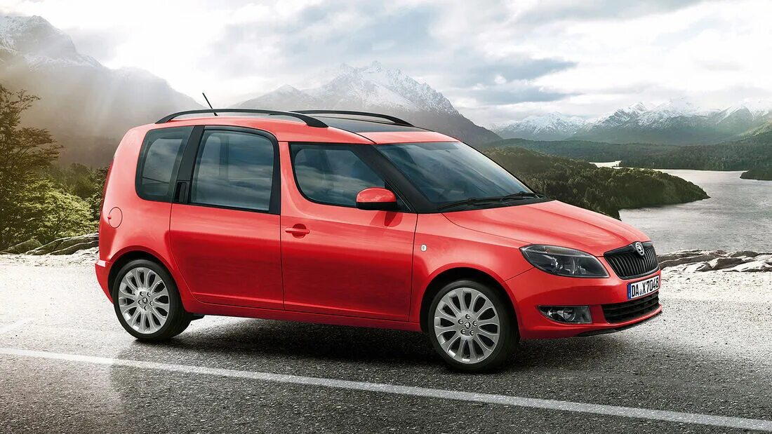 Масло шкода румстер. Шкода Румстер. Шкода Румстер 2022. Skoda Roomster 2021. Шкода Румстер 2018.