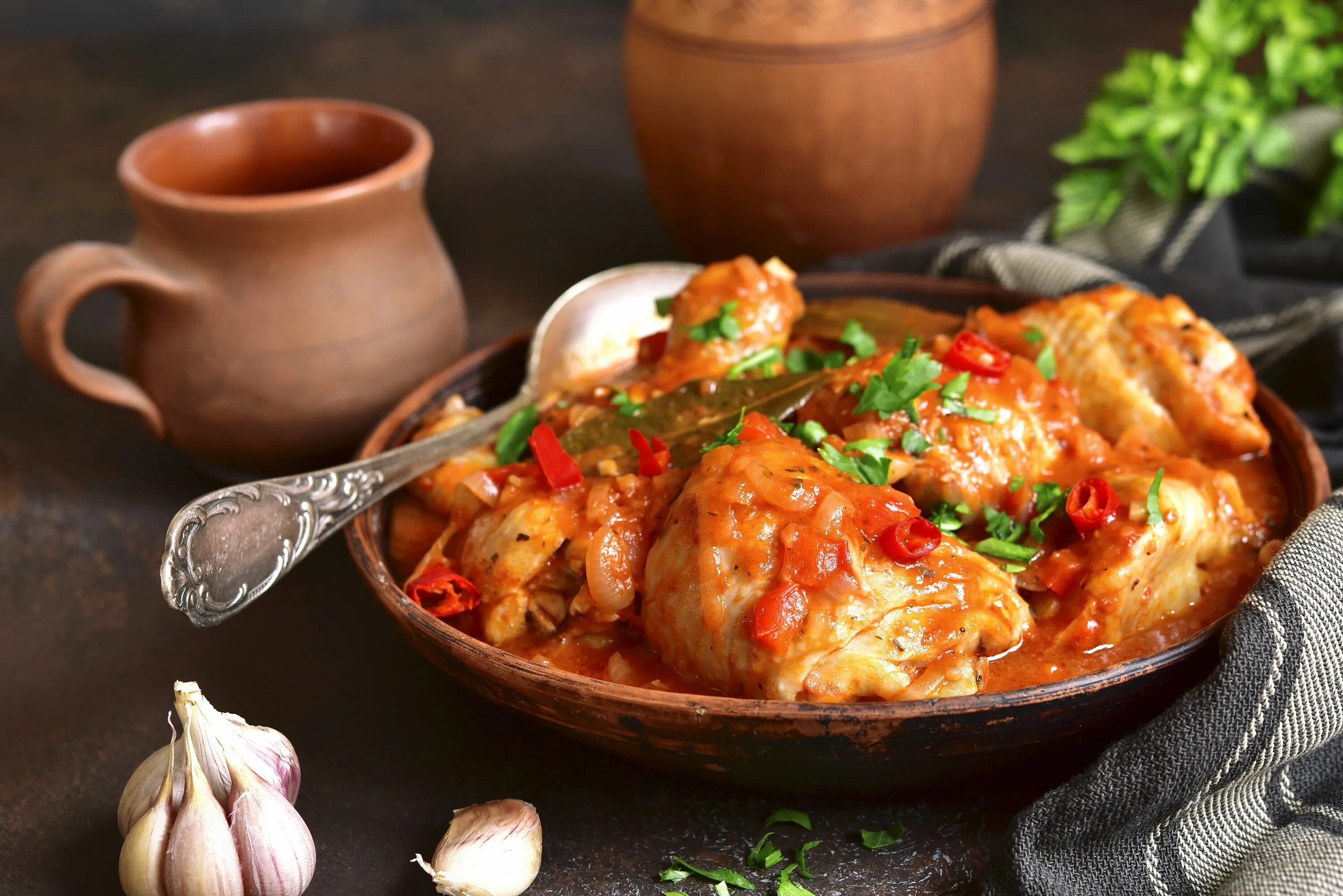 Чахохбили с овощами. Курочка чахохбили. Курочка чахохбили. Курочка чахохбили. Чахохбили с овощами.