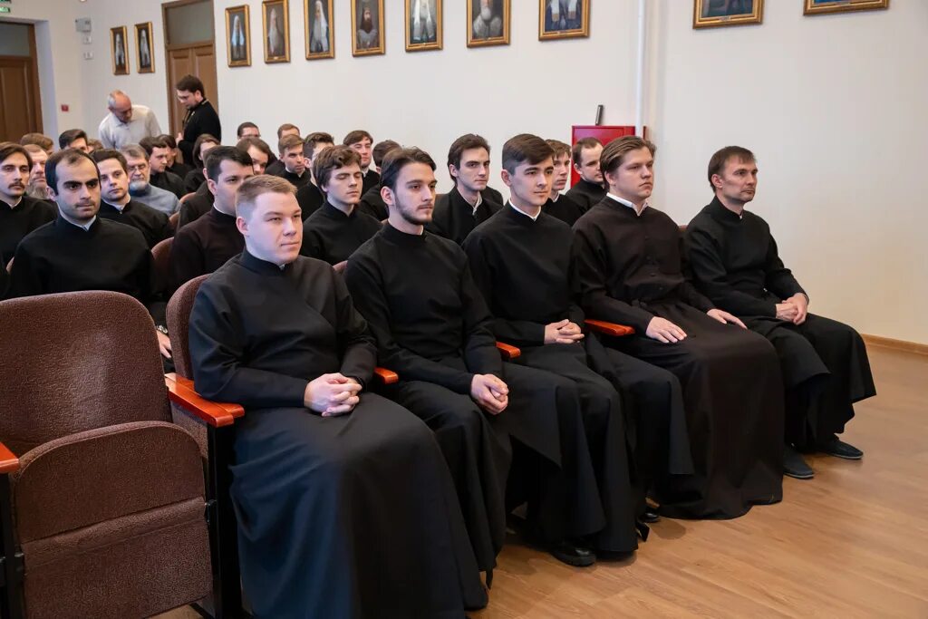 Поступление в семинарию