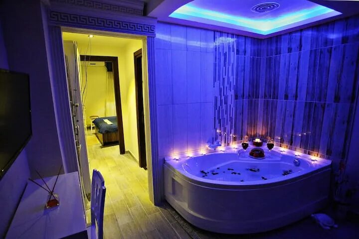 Отель де пари джакузи. Отель с джакузи казань. Гостиница измайлово джакузи. Отель с джакузи казань. Отель с джакузи казань.