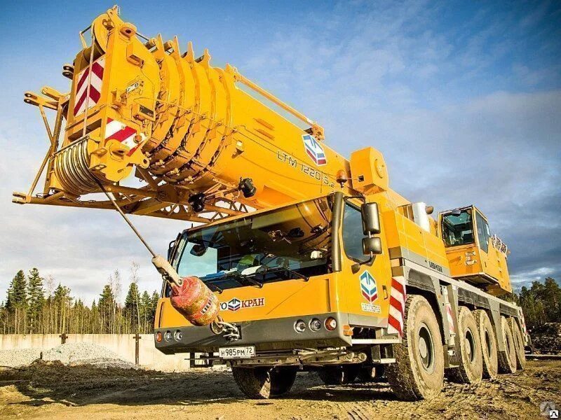 Автокран 200. Liebherr LTM 1220-5.2. Кран Liebherr LTM 1220. Кран Либхер 1220-5.2. Автокран 220 тонн Liebherr LTM 1220.