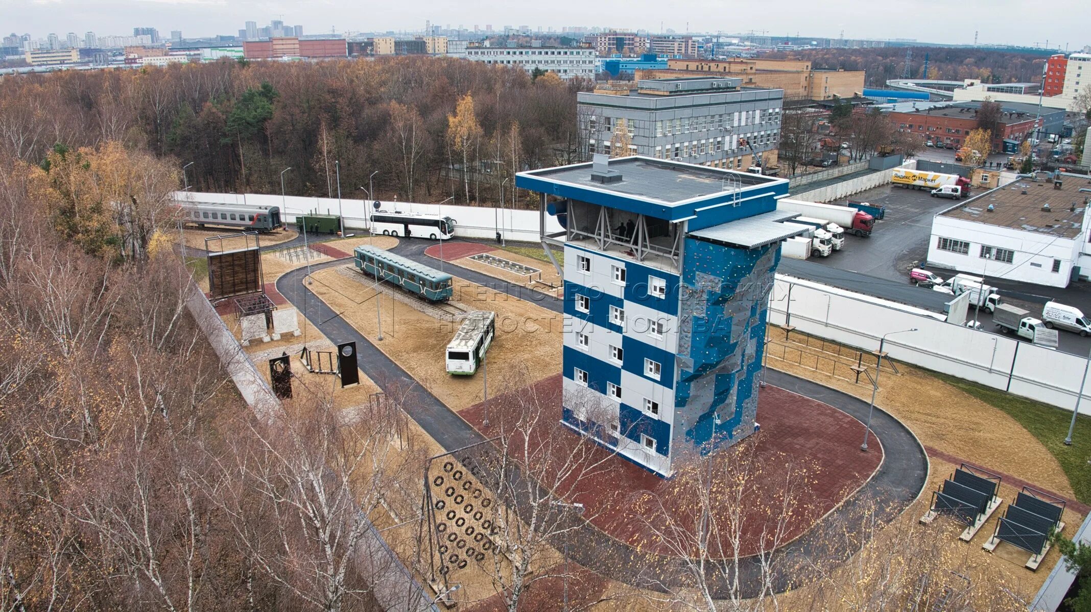 63 а,. Москва, ул рябиновая, 39/2. 2. Г. Г.