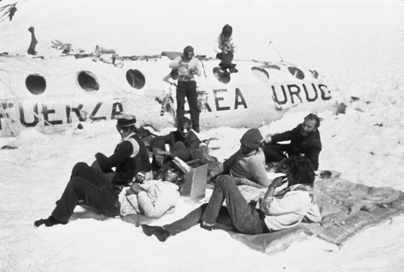 Самолет разбившийся в Андах в 1972. Уругвай авиакатастрофа