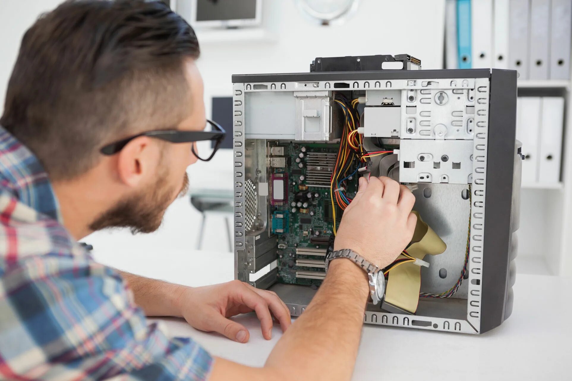 The computer being repaired