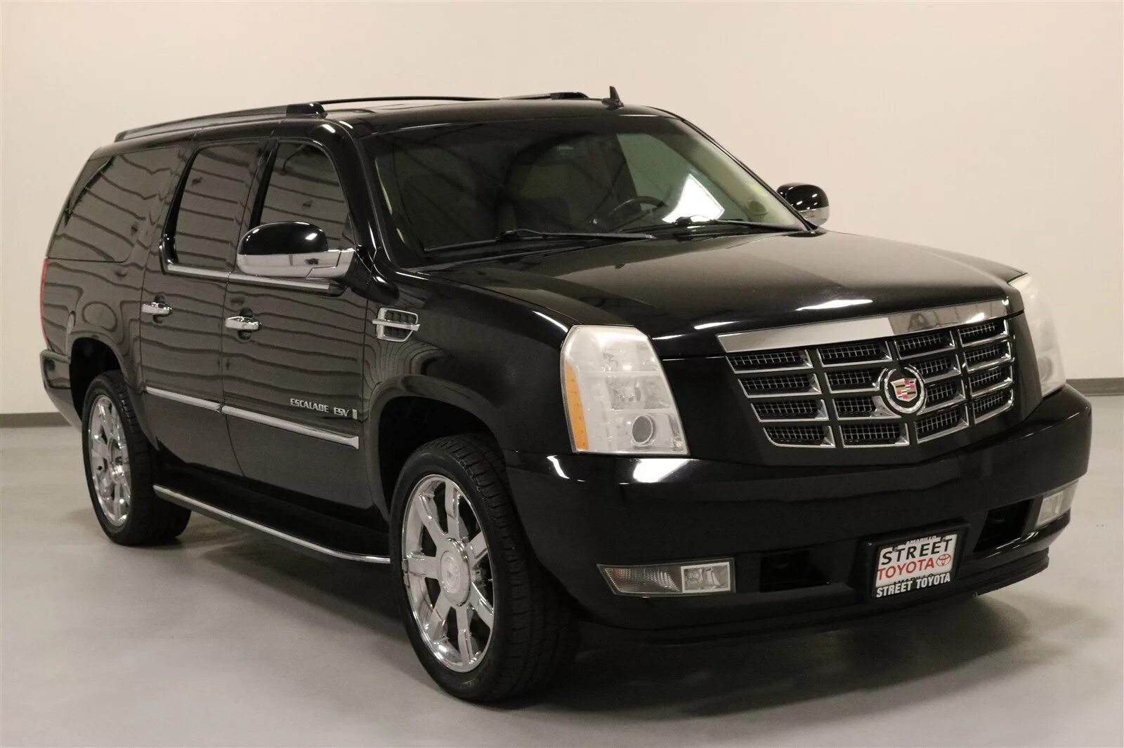 Cadillac Escalade 2008. Кадиллак Эскалейд 2008. Cadillac Escalade ESV 2008. Cadillac Escalade Platinum 2008.