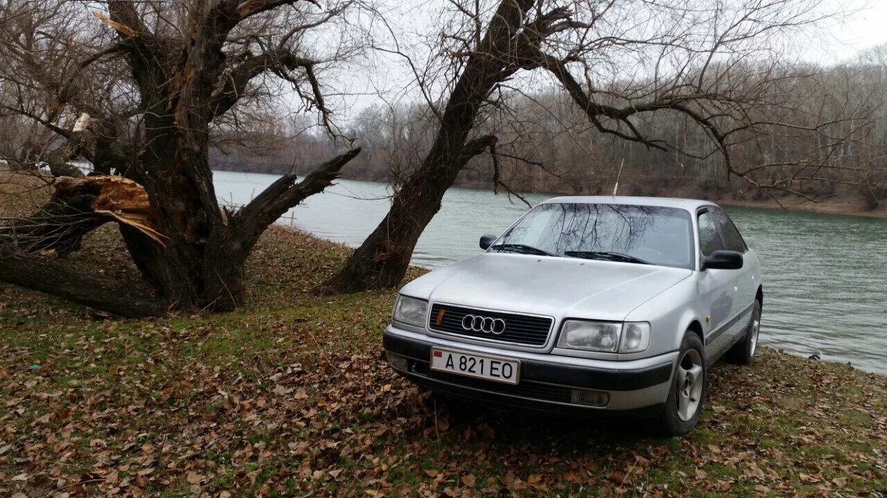 Ауди 100 1992 года. Audi 100 c4 молдова.
