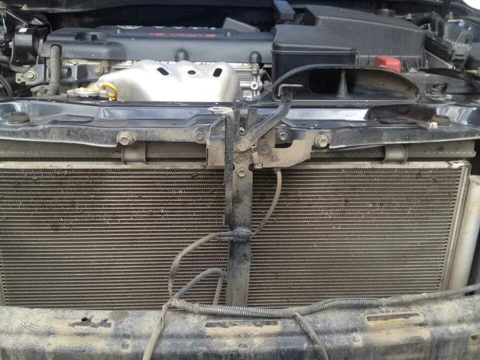 Радиатор отопителя салона ваз 2110. Демонтаж батареи. Крепление радиатора охлаждения ваз 2114. Радиатор охлаждения ваз 2110. Снятие батареи отопления своими руками.