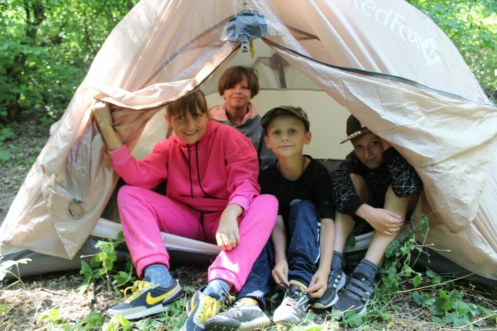 клуб юный турист. сайт юных туристов. сайт юных туристов. выкса туризм. турслет школа выживания.