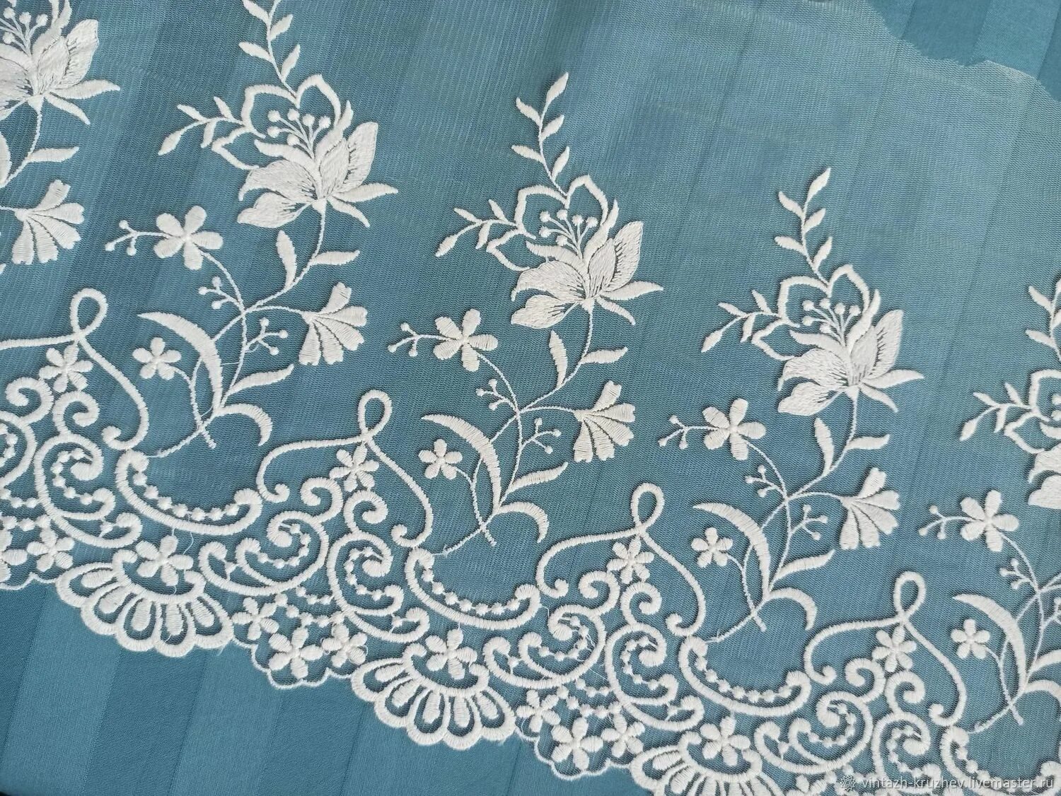 Вышивка и кружевоплетение. Старинное кружево вышивка. Кружевная вышивка. Вышиваем кружева. Кружево цветы.
