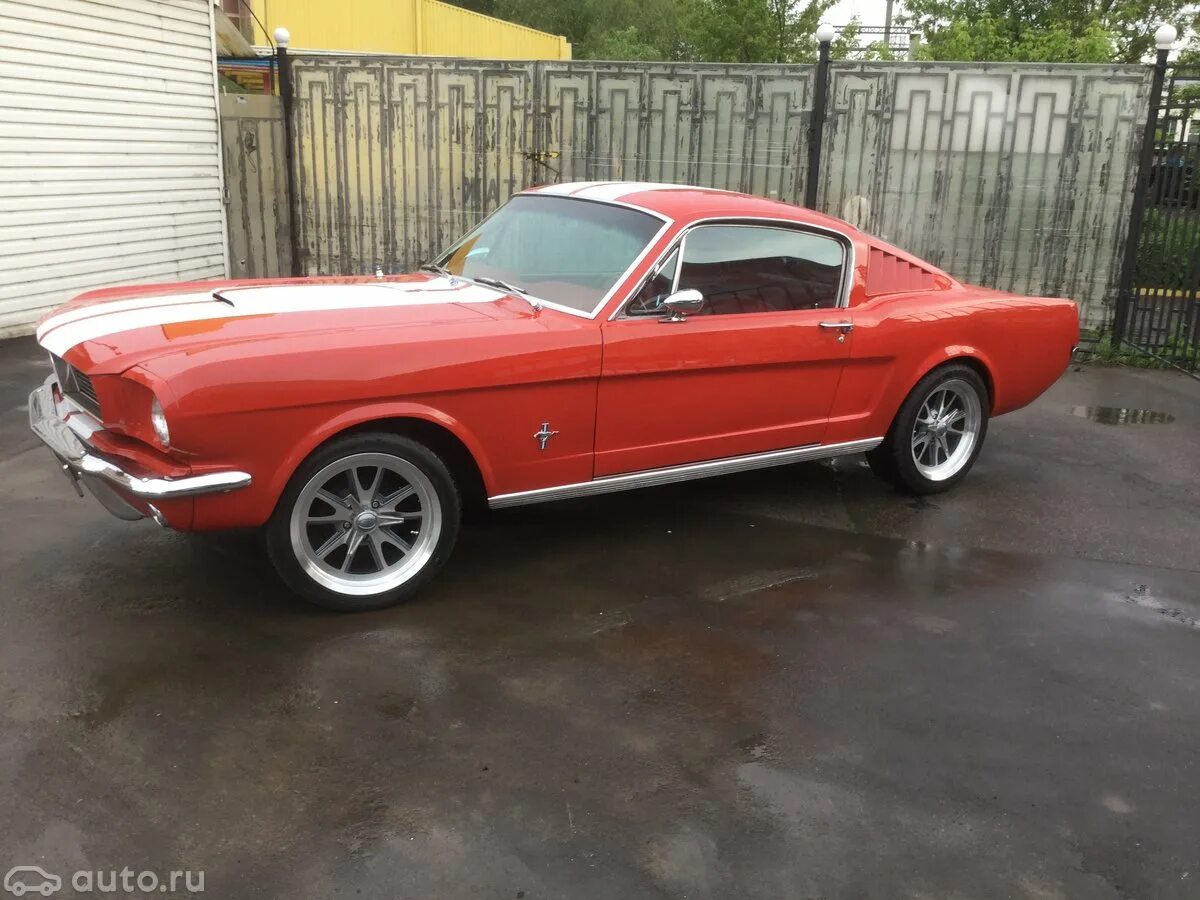 1964 года купить. Форд Мустанг 1964. Форд Мустанг 1 поколения 1964. 1966 Ford Mustang 4.7 v8. Форд Мустанг в 1964-65 гг..