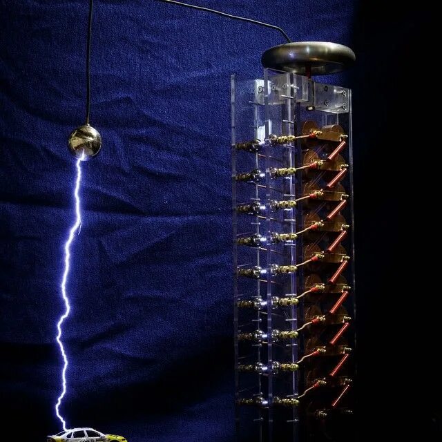 Высоковольтный генератор маркса. Умножитель напряжения маркса. Испытательный стенд вниц вэи. Импульсный генератор высокого напряжения. Самодельный генератор маркса.