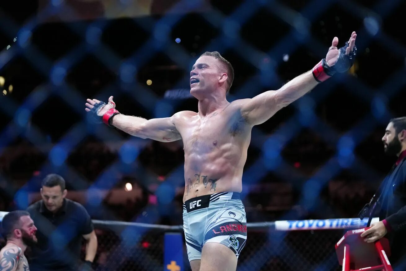 Юфс 5. Нави мма фото. Робби лоулер. Юфс 25. Александер волкановски.