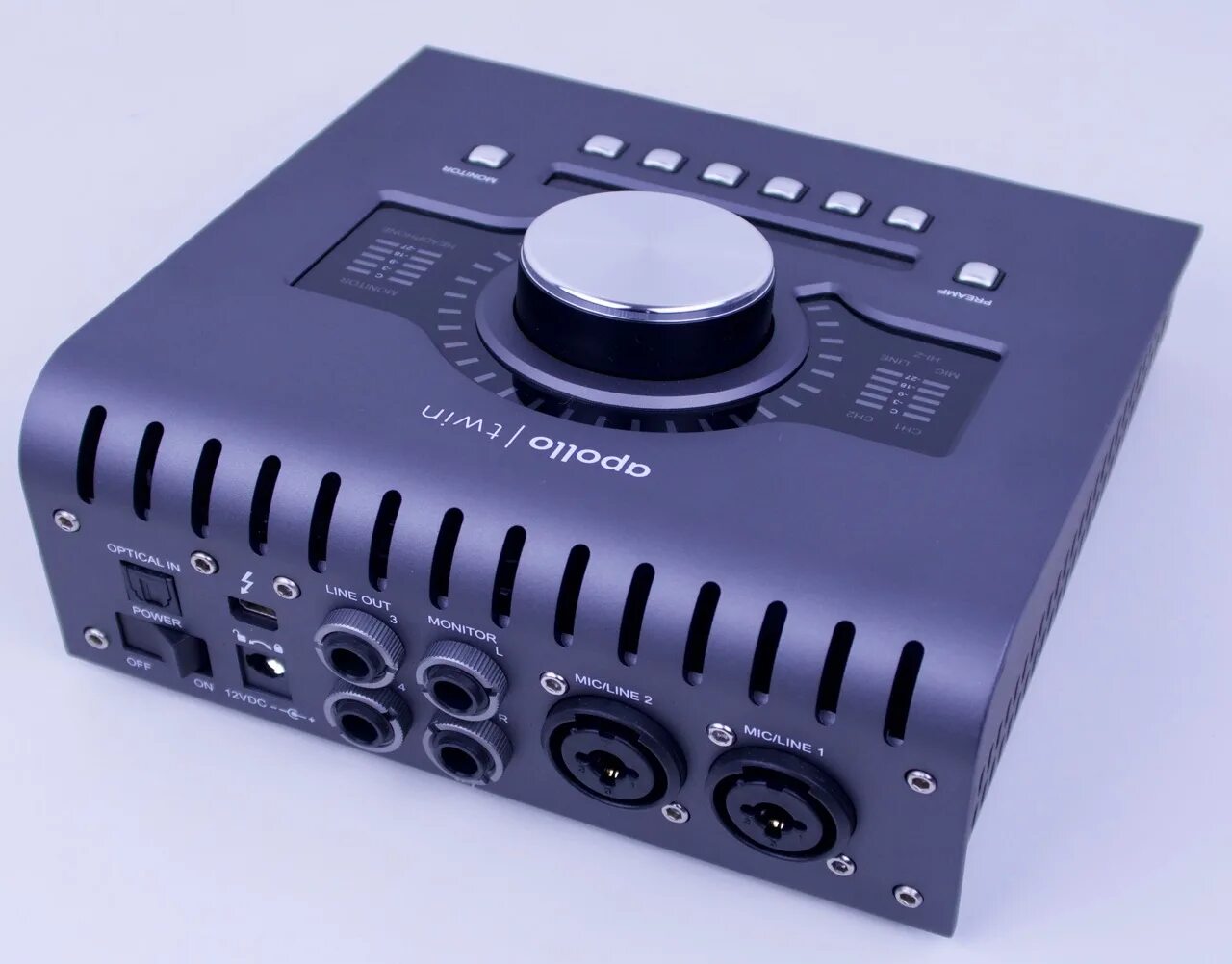 Apollo twin duo. Apollo twin mk2. apollo twin quad mk2. universal audio apollo twin mkii solo. uad apollo twin.