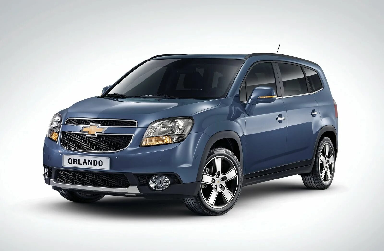 Шевроле новый кроссовер. Шевроле малибу 2020. Ряд шевроле. Chevrolet модельный ряд 2022. Chevrolet malibu 2022.