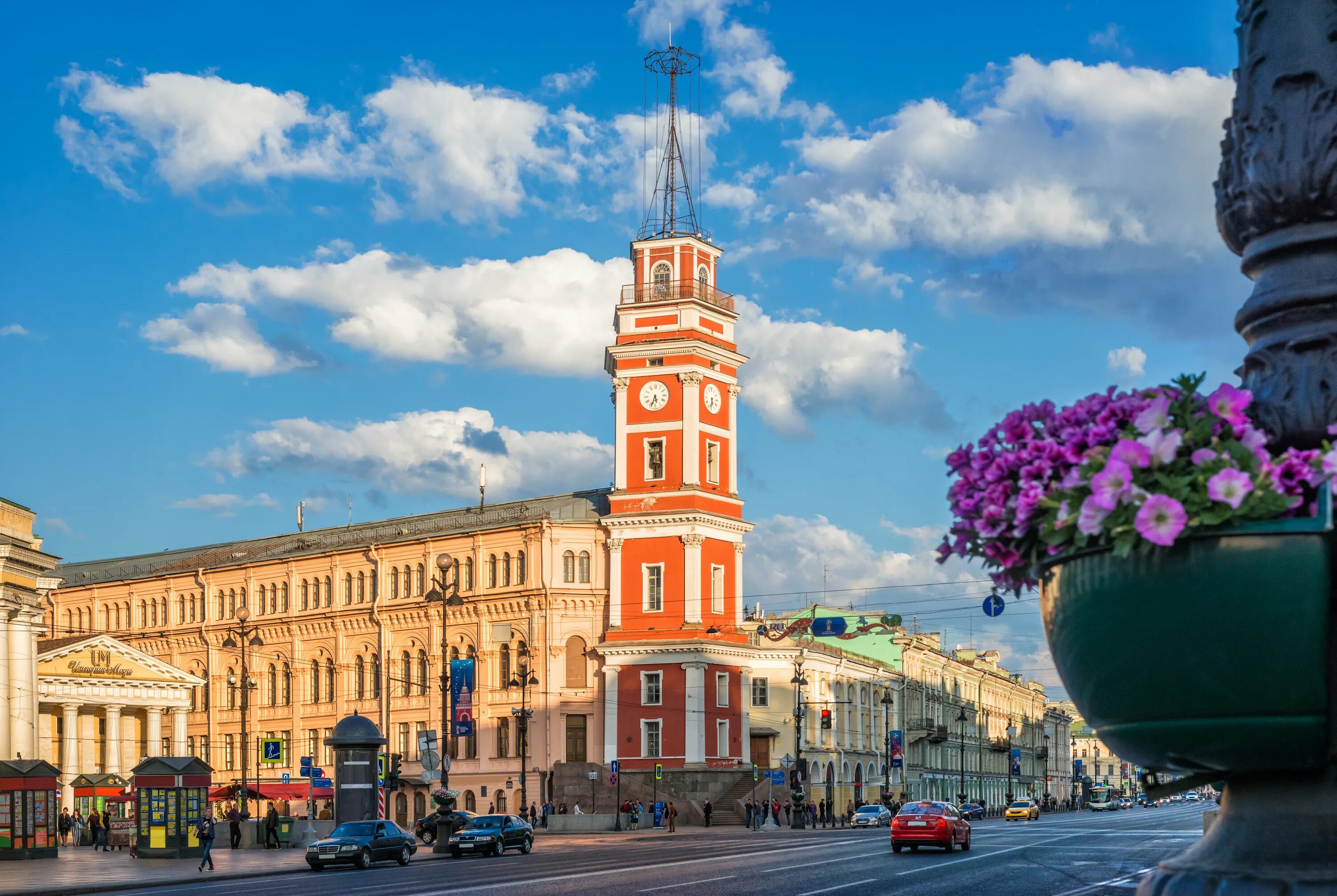 Площадка на думской башне. Думская башня на Невском проспекте.