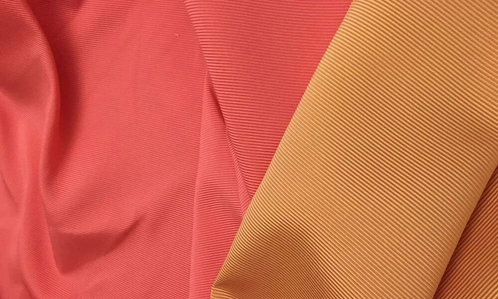 полиэстер плюсы. виды синтетических тканей. полиэфир характеристики материала. характеристика синтетических волокон таблица. ткань из полиамида.