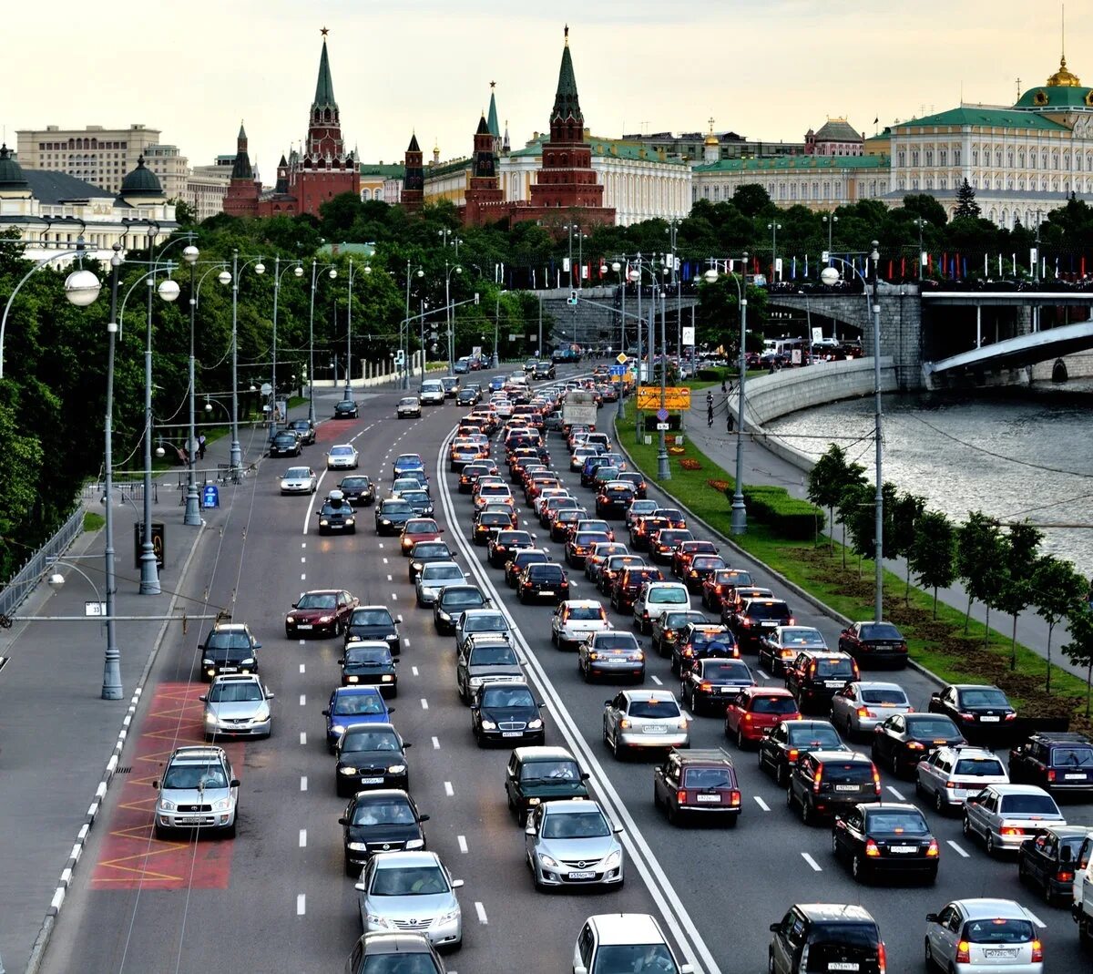 Году российские дороги москва