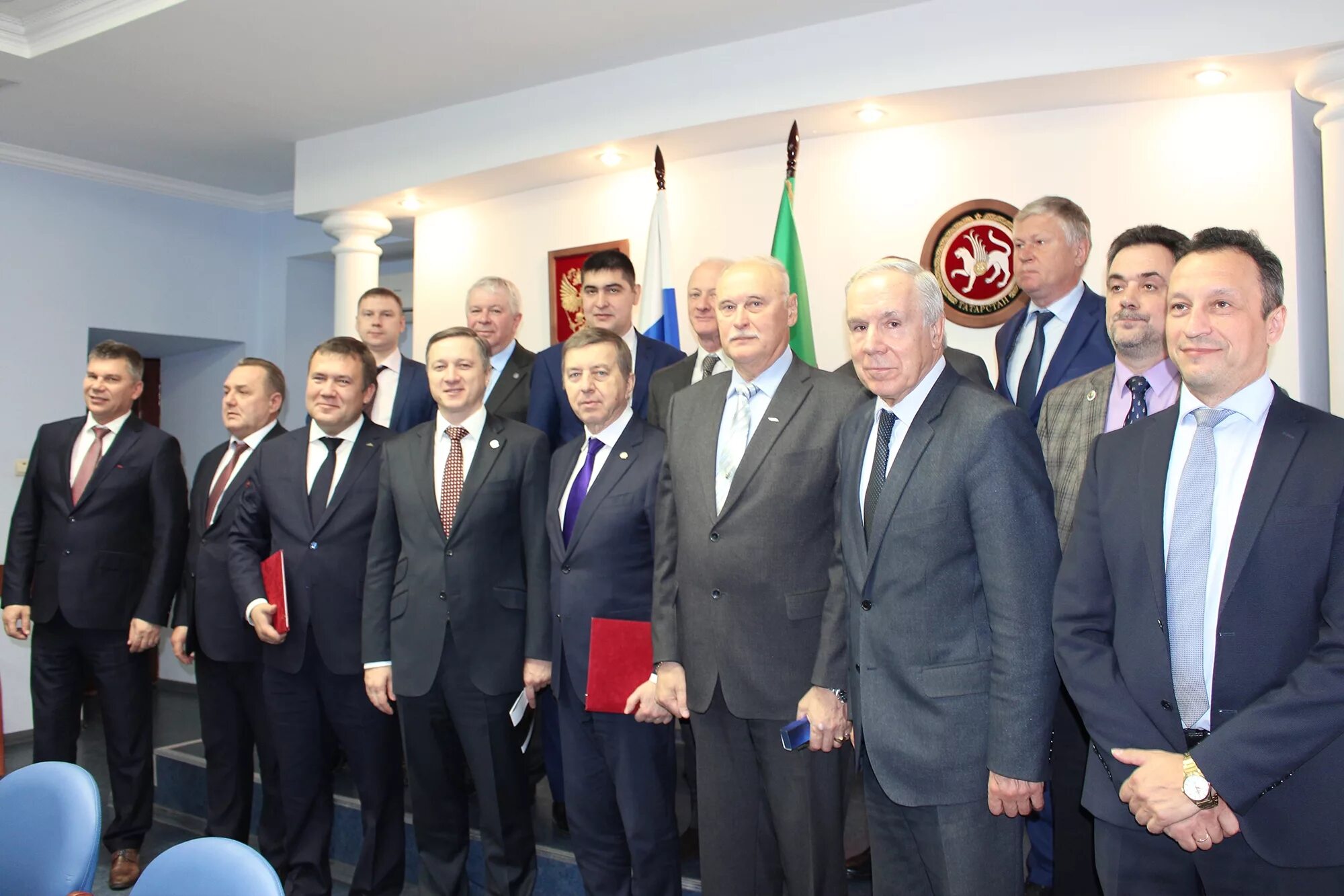 Фгуп крыловский центр. ФГУП Крыловский. Крыловский государственный научный центр. Сиротченко Николай Евгеньевич Крыловский ГНЦ. ФГУП «Крыловский государственный научный центр» опытовый бассейн.