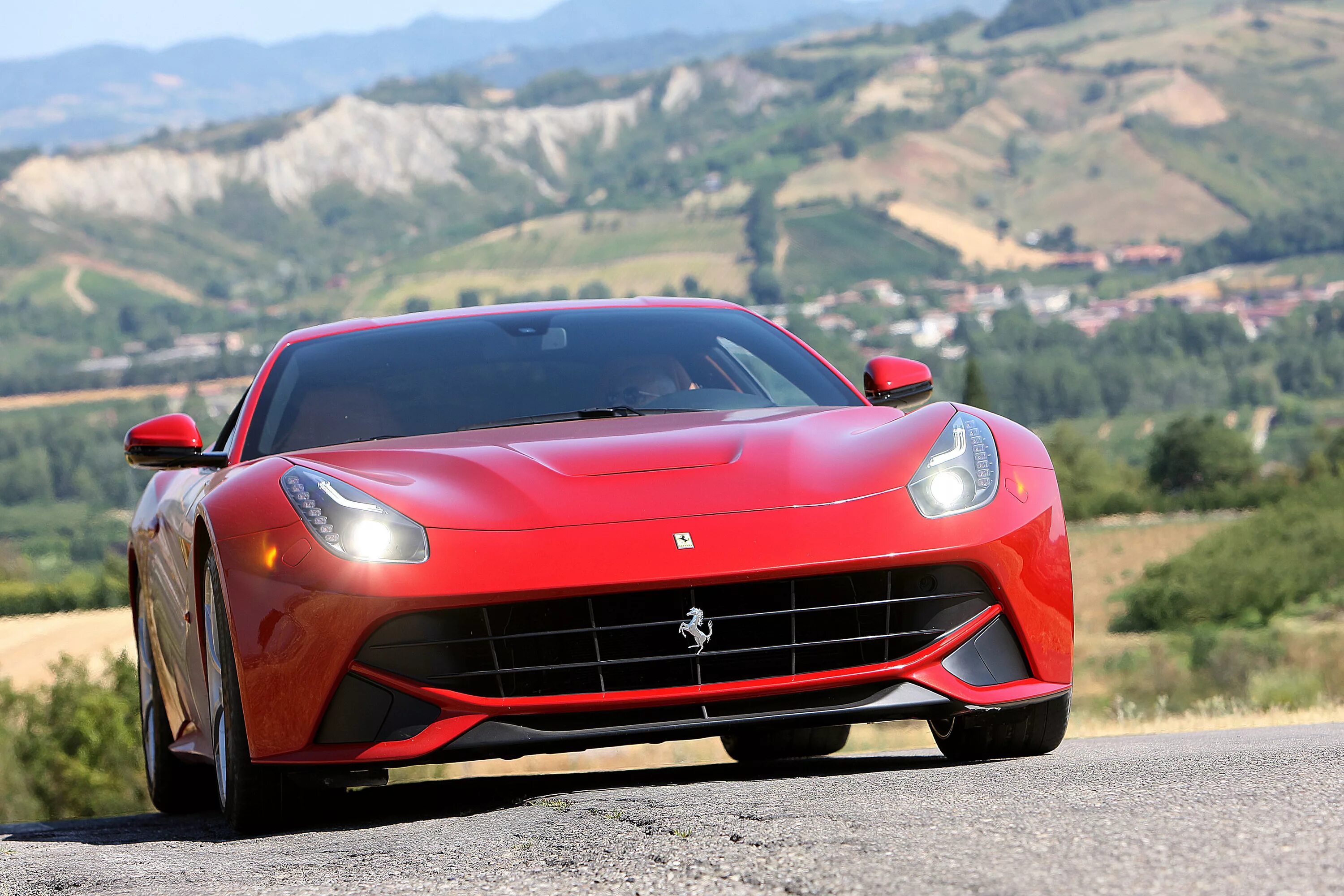 Машинки ferrari. F12 Berlinetta. Феррари ф12. Ferrari f12 Berlinetta красная. Ferrari f12, Berlinetta, спорткар.