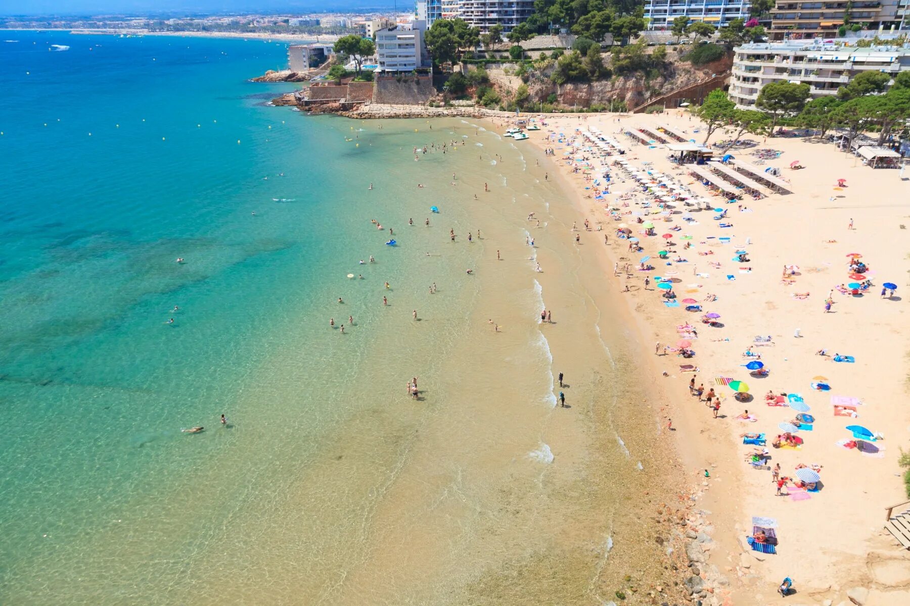 Пляж рядом со мной. Северное море sylt. Лиссабон пляжи для купания. Пляж муро майорка. Пляж нова икария барселона.