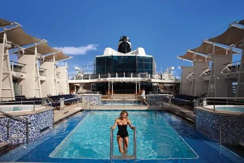 Motorised pool cruise