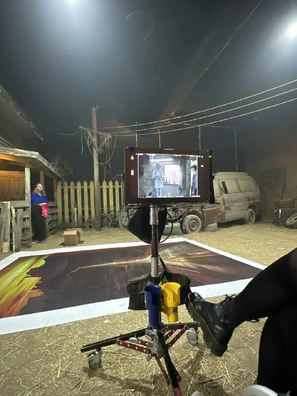 Томат криптонит. Pink kryptonite. Lips like kryptonite. Lips like kryptonite. Lips like kryptonite.