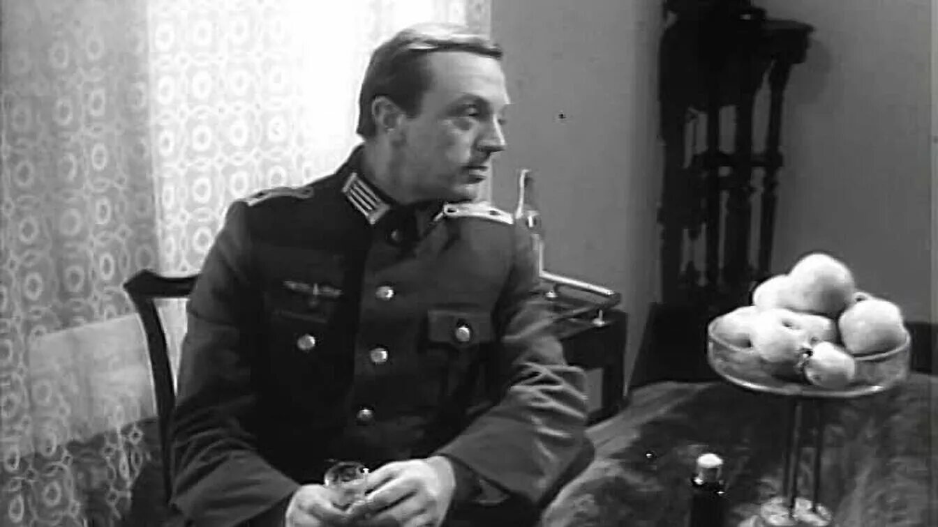 Циклон начинается ночью 1966. «циклон» начнётся ночью 1966.