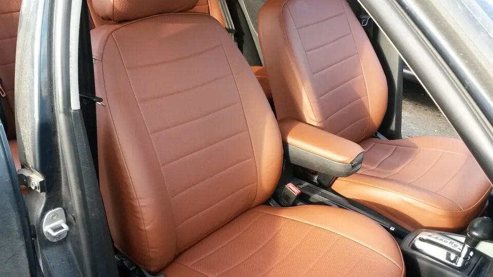 Как натянуть чехлы на сиденья автомобиля солярис. Натягивание чехлов на авто. Натянуть чехлы из экокожи. Чехлы для opel mokka жаккард. Чехлы на опель мокка.