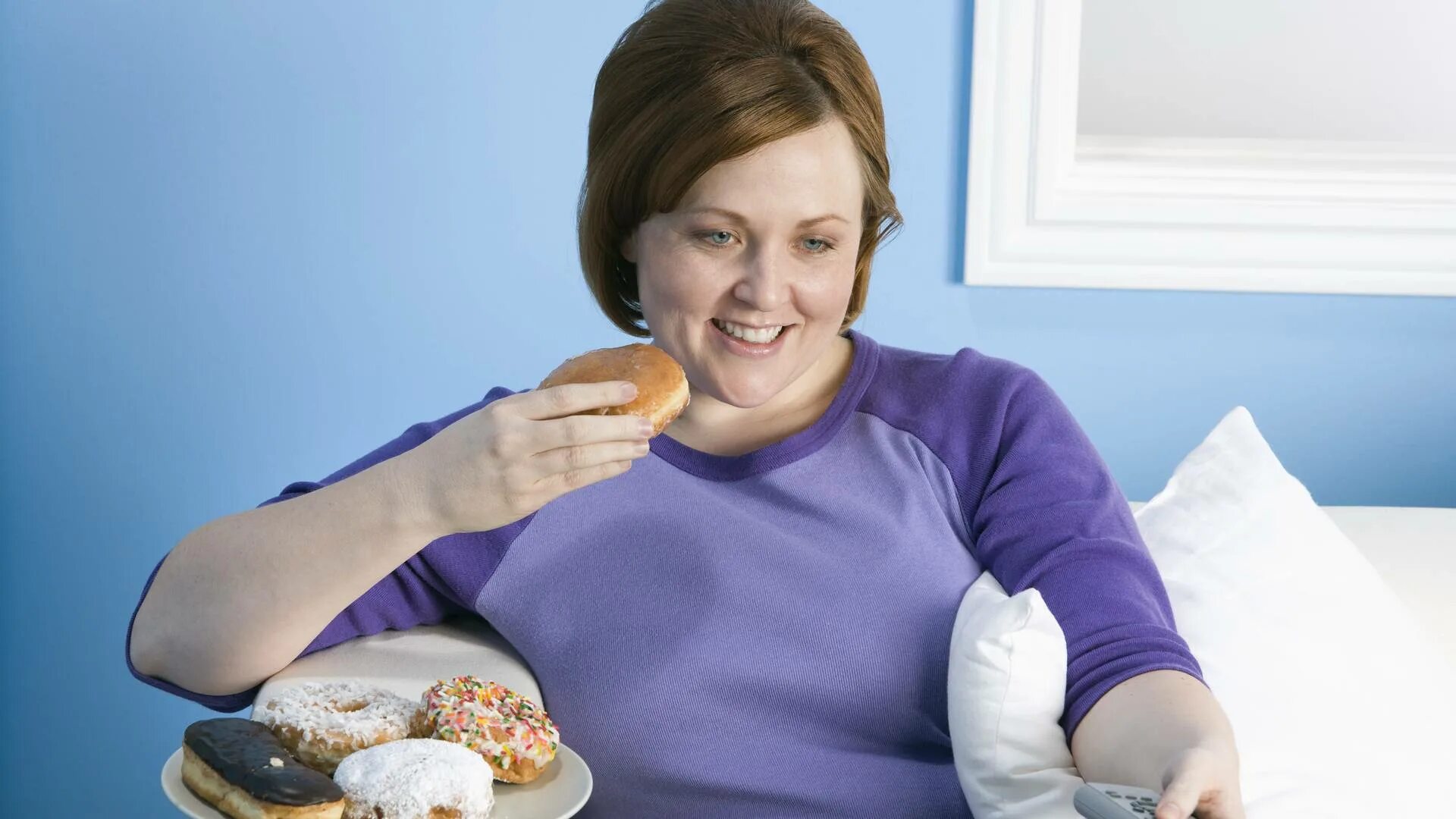 Ожирение. Избыточный вес. Снижение аппетита. Лишний вес у женщин.