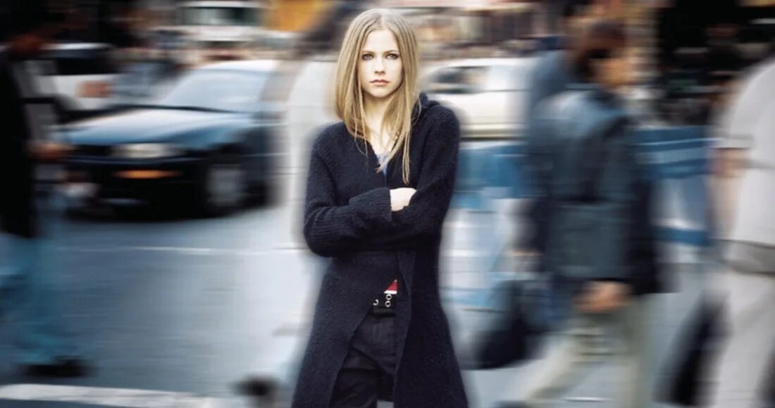 Avril lavigne let go. Avril Lavigne 2002 Let go. Let go Аврил Лавин. Аврил Лавин в 20 лет. Avril Lavigne "Let go, CD".