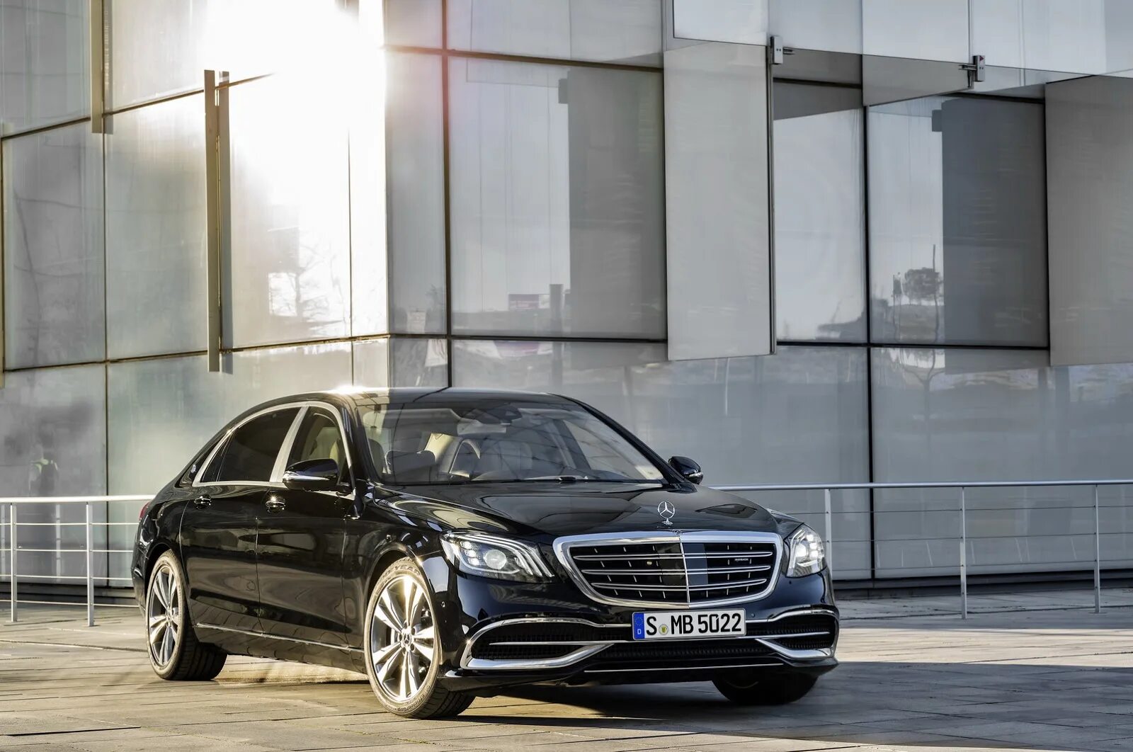 Мерседес s650. Мерседес Майбах s560. Mercedes-Maybach s 560. Mercedes-Benz s 560 4matic Maybach. Мерседес s 560 Майбах s560.