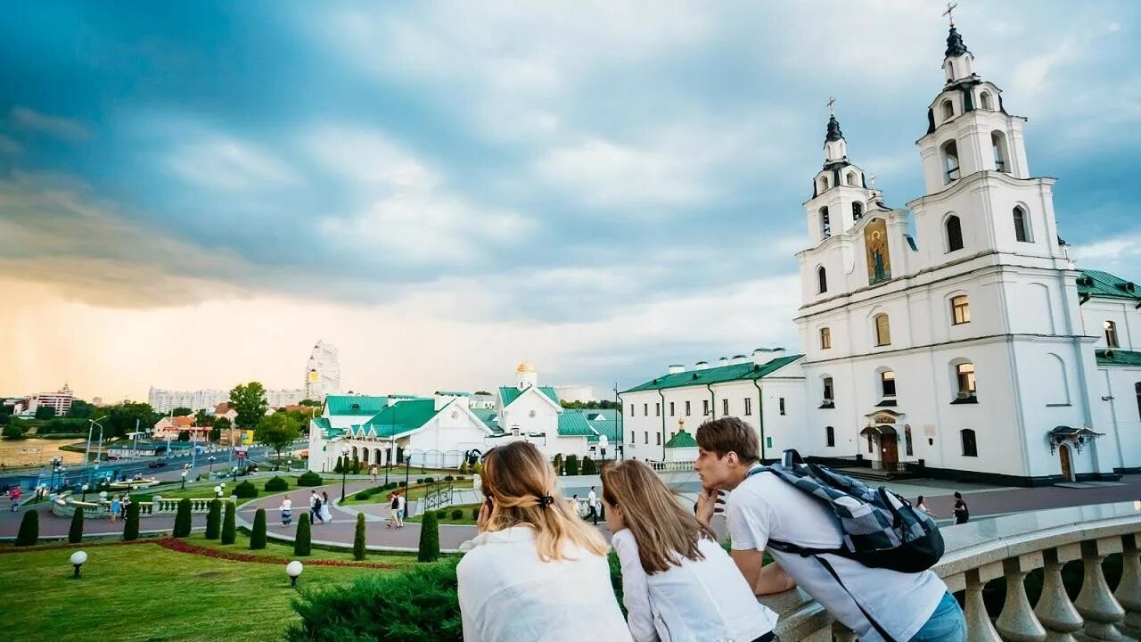 Тур по белоруссии на 5 дней. Беларусь для туристов. минск для туристов. туризм в беларуси. туристы в белоруссии.