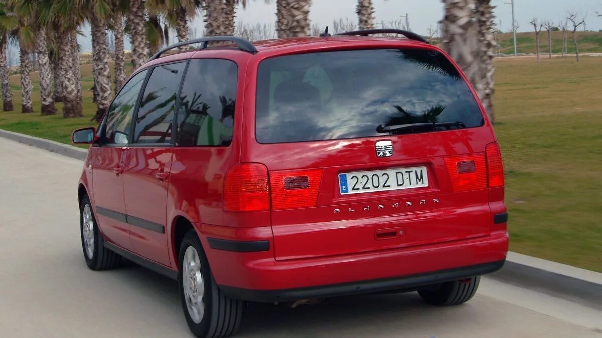Сеат альхамбра 2000г. Сиат альхамбра 2000 года. Сеат альхамбра 2000. Seat alhambra 2000. Seat alhambra 2022.