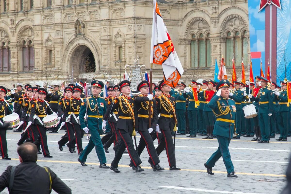 Парад 9 мая 2024 года в москве. Московское военно-музыкальное училище красная площадь. Парад 2021 на красной площади. Парад на красной площади 9 мая. Современный парад Победы.