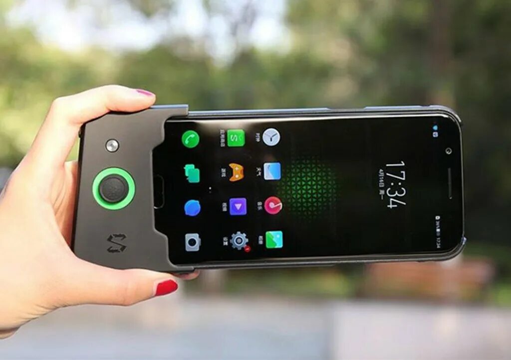 Очень сильный телефон. Xiaomi Black Shark 1. Мощный телефон. Самый мощный андроид смартфон. Самый сильный игровой смартфон.
