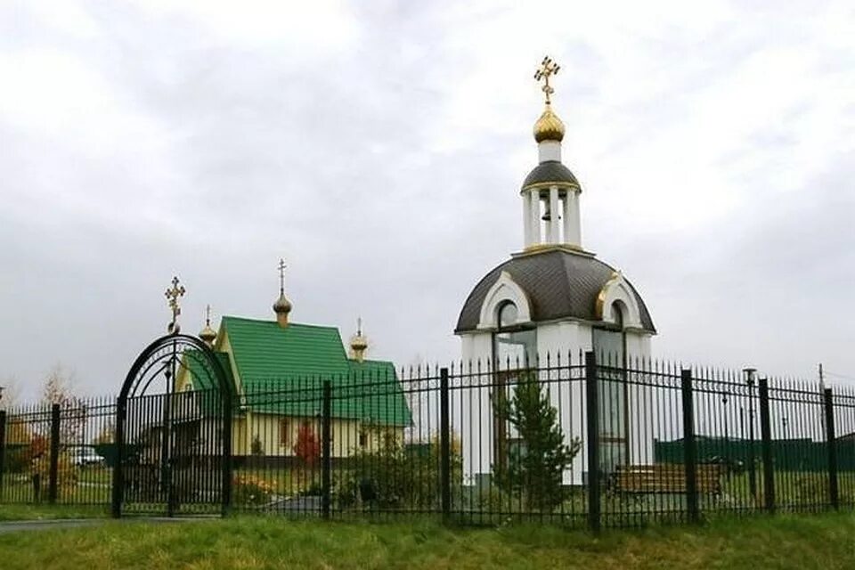 Храм Святой блаженной Ксении Петербургской Кемерово. Святой источник Ксении Петербургской Кемерово. Часовня Ксении Петербургской Кемерово. Церковь Ксении Кемерово Бутовка. Святой источник кемерово