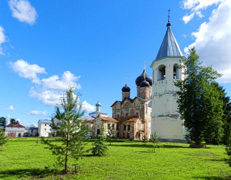 Свято зеленецкий монастырь