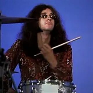 Deep purple flight of the rat