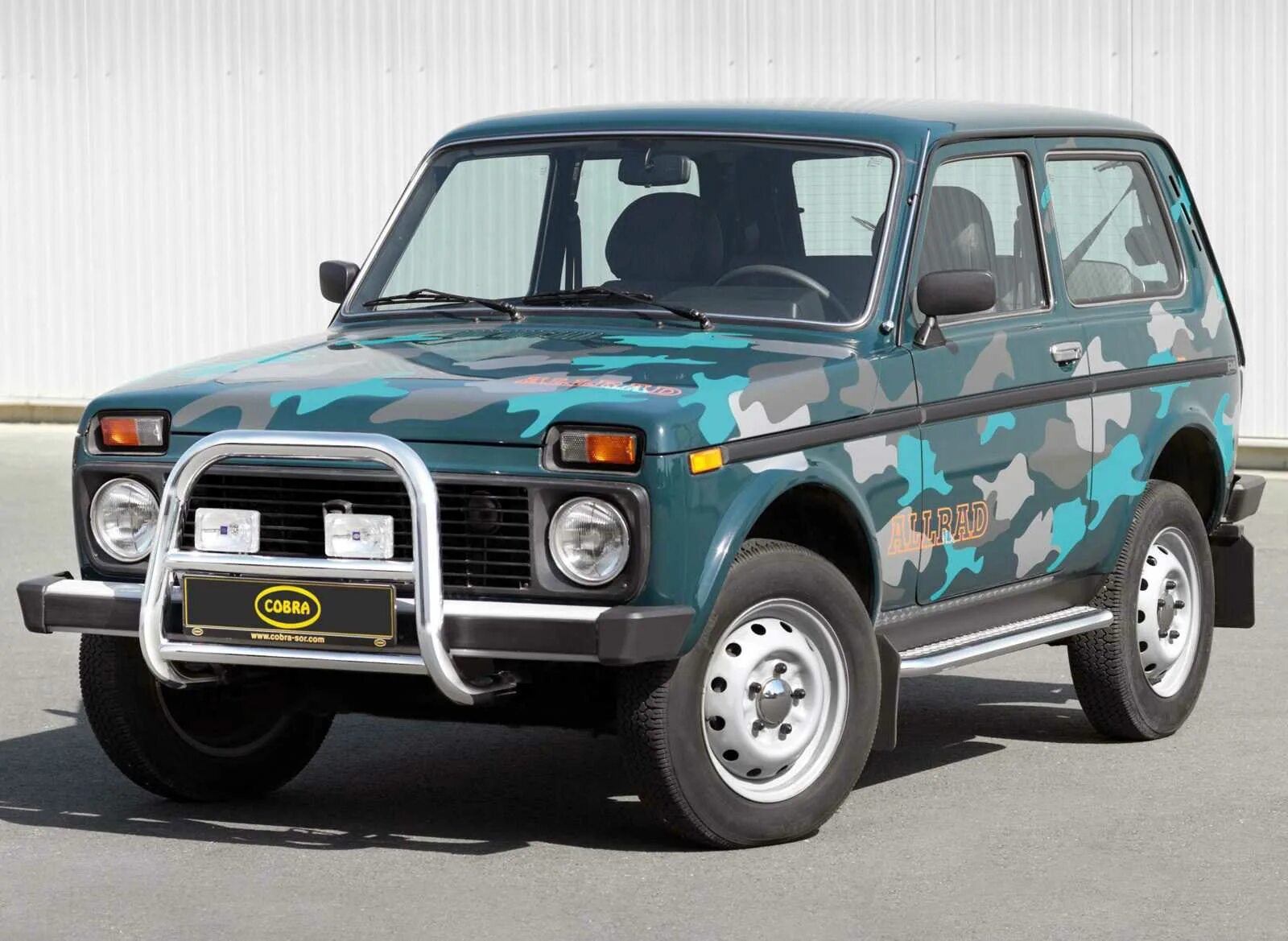 Автомобиль нива 21213. Ваз 21213 niva. нива 4х4 ваз 21213.