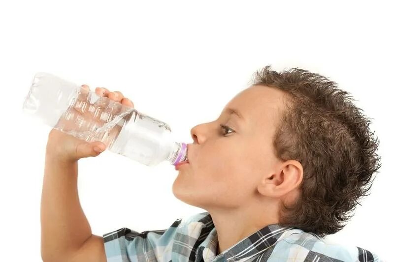 Повышенная жажда. Жажда у детей. Пить много воды. Обильное питье.