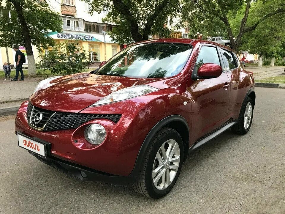 Продажа ниссан в россии. Nissan Juke 1.6. Nissan Juke 1.6 CVT. Nissan Жук 1990. Ниссан Жук пурпурный.