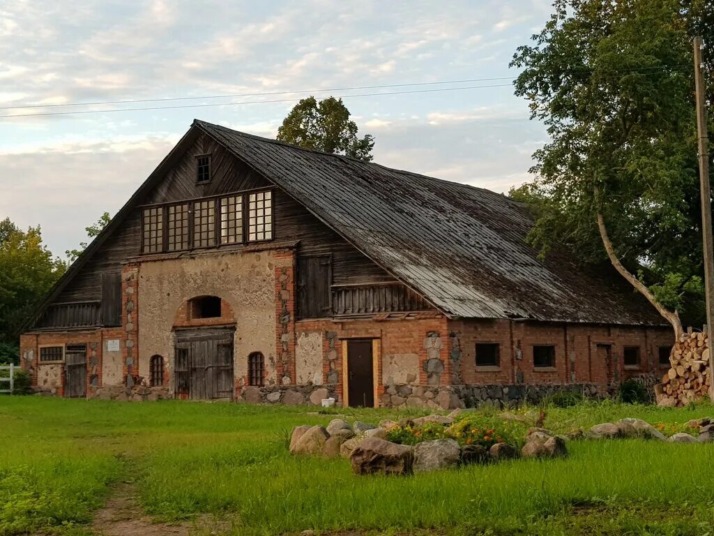 Пушкиногорский район деревня крылово. Д исса пушкиногорский район. Деревня поляне псковская область. Псковская обл пушкиногорский р н. Псковская область пушкиногорский район.