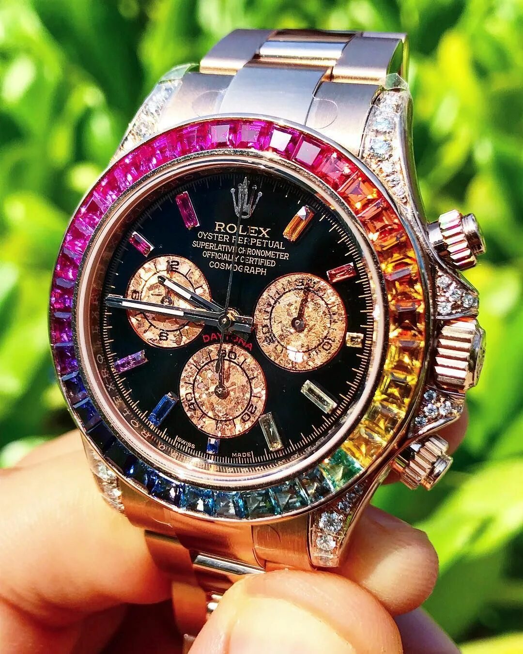 Сами хороший часы. Rolex Cosmograph Daytona Rainbow. Часы Rolex Daytona Rainbow. Часы ролекс женские Дайтона. Часы ролекс Swiss made.