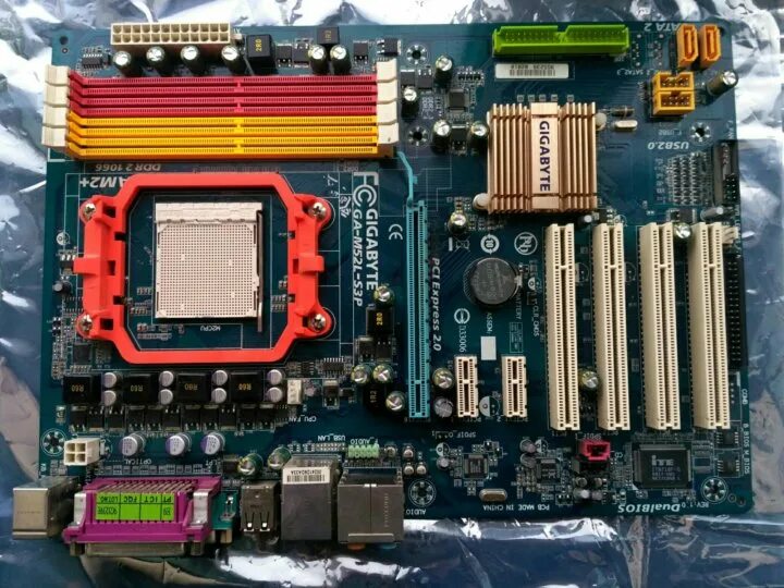 Ga m52l s3p. Gigabyte ga-m52l-s3. gigabyte ga-m52s-s3p. gigabyte ga-m565-s3.