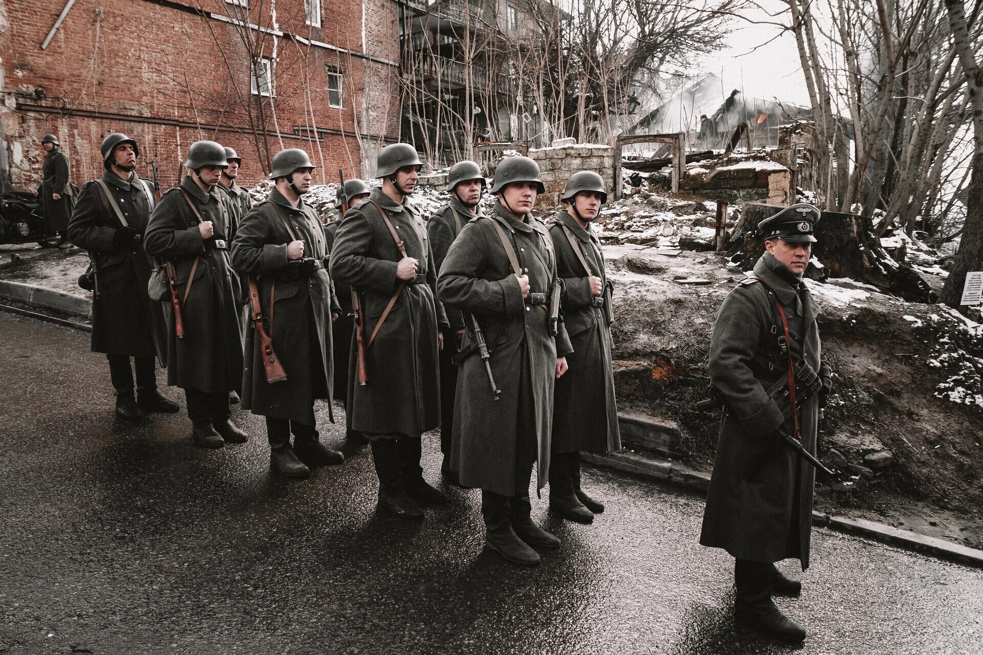 Битва за ростов по законам военного времени. Военное время. Фотографии военного времени. Фото военнослужащих.