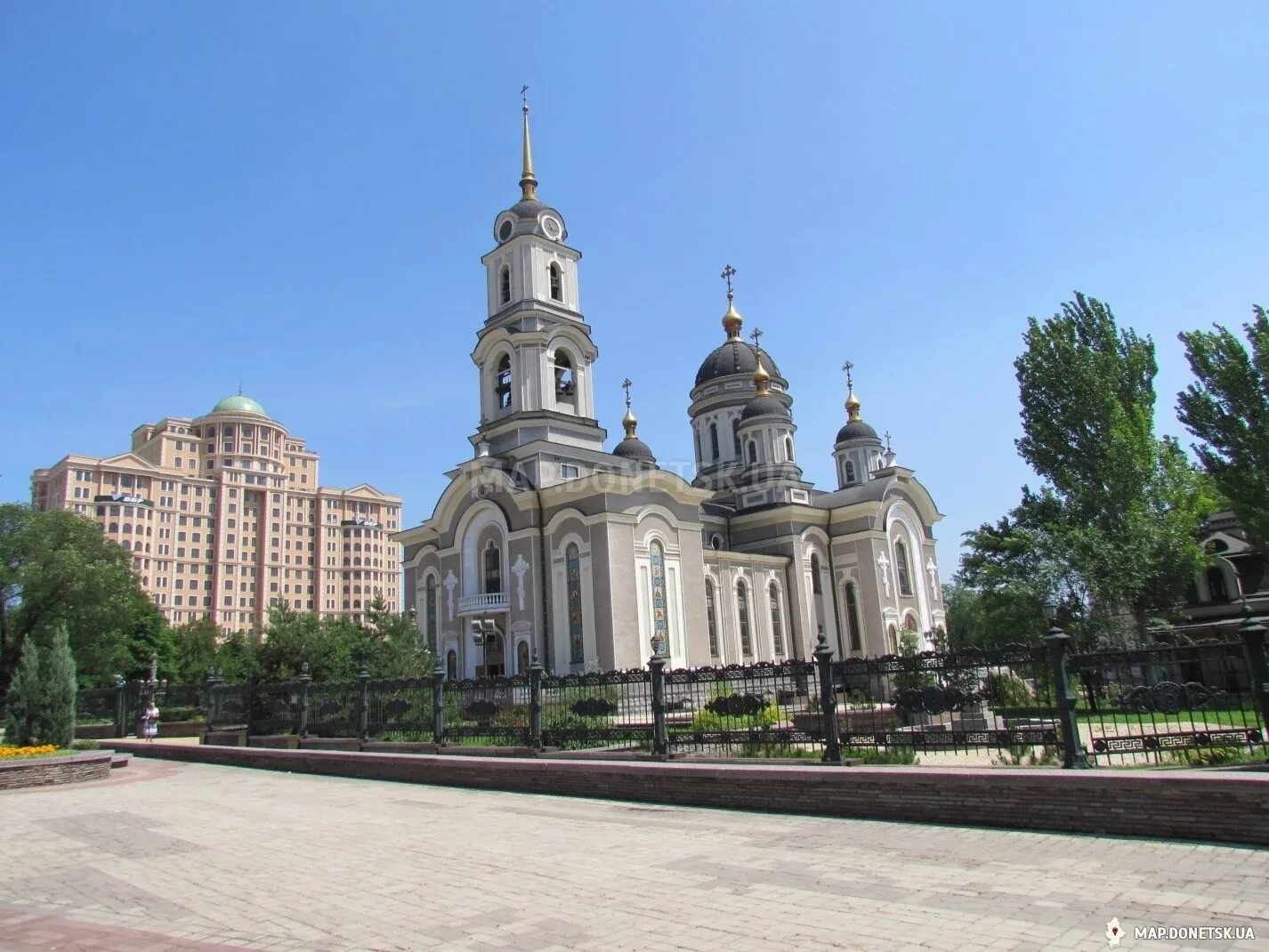 Фото донецка сегодня. Соборная площадь (Донецк). Донецк (Украина) достопримечательности. Донецк пл. Соборная площадь. Донецк центр города.