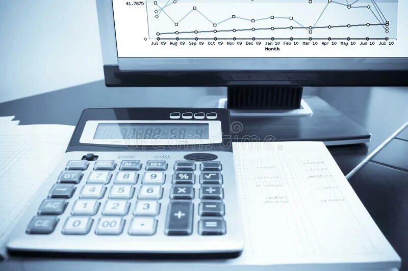 Компьютер счет. Счет на компьютер. счеты калькулятор деньги. 1c accounting. ценообразование счет компьютер картинки.