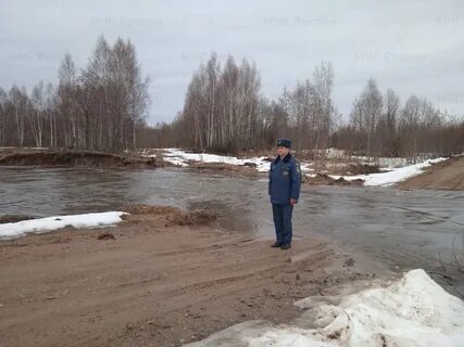Где разлилась река